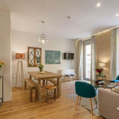Apartamentos Rg Suites Jardines De Murillo เซบีญา ภายนอก รูปภาพ