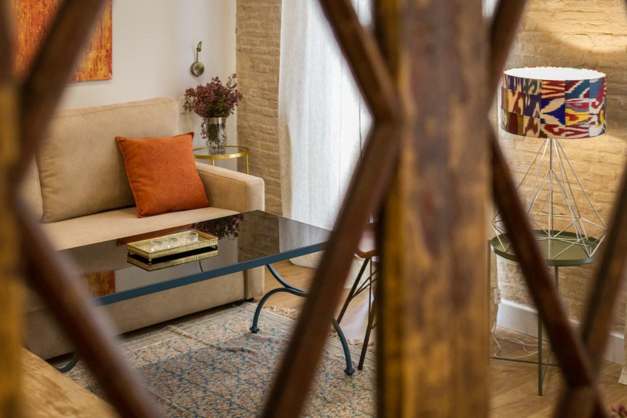 Apartamentos Rg Suites Jardines De Murillo เซบีญา ภายนอก รูปภาพ