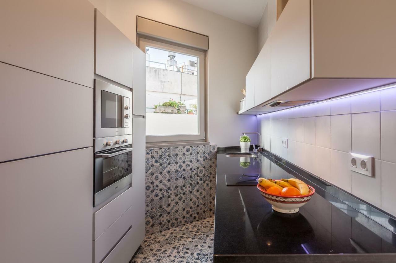Apartamentos Rg Suites Jardines De Murillo เซบีญา ภายนอก รูปภาพ