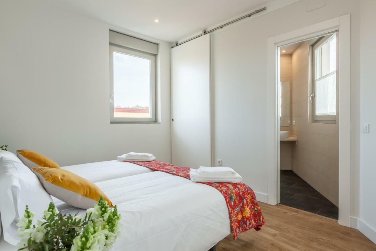 Apartamentos Rg Suites Jardines De Murillo เซบีญา ภายนอก รูปภาพ