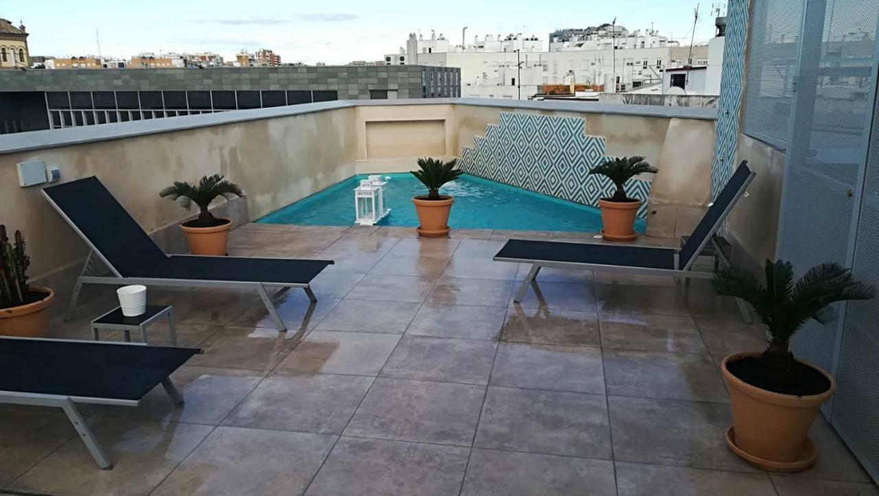 Apartamentos Rg Suites Jardines De Murillo เซบีญา ภายนอก รูปภาพ