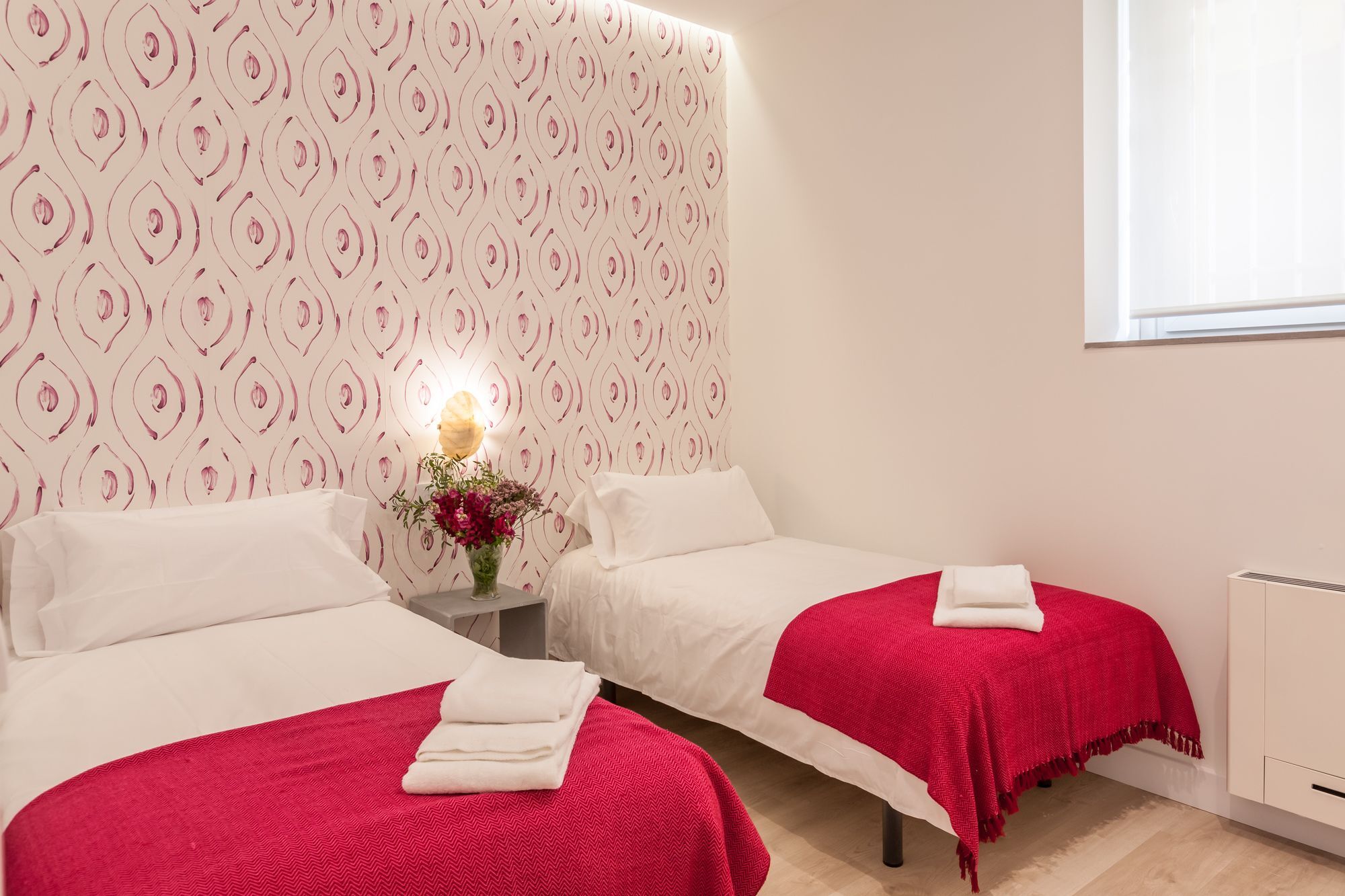 Apartamentos Rg Suites Jardines De Murillo เซบีญา ภายนอก รูปภาพ